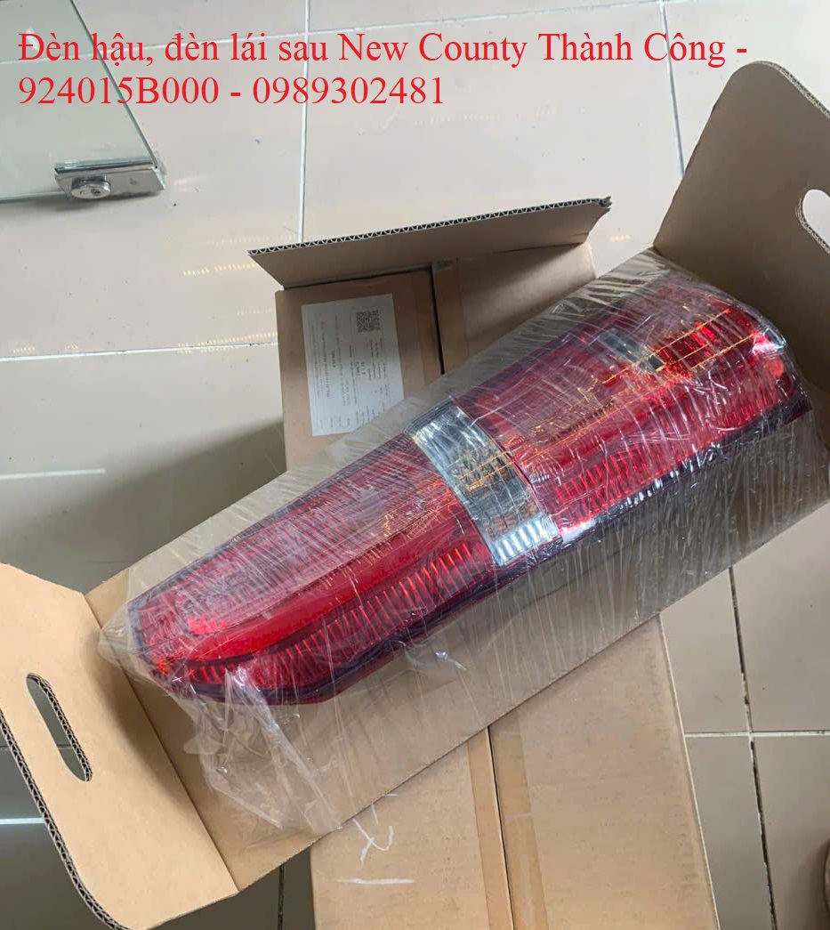 Đèn hậu New County Thành Công - 924015B000 